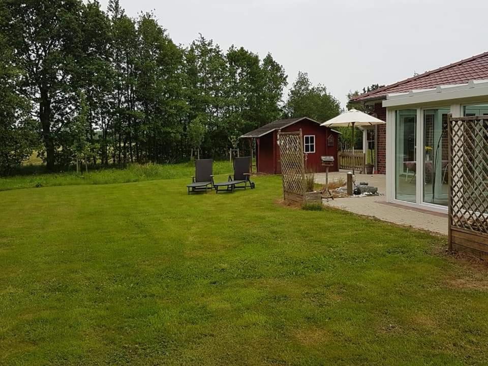 Ferienhaus Am Paradies Neuschoo Esterno foto